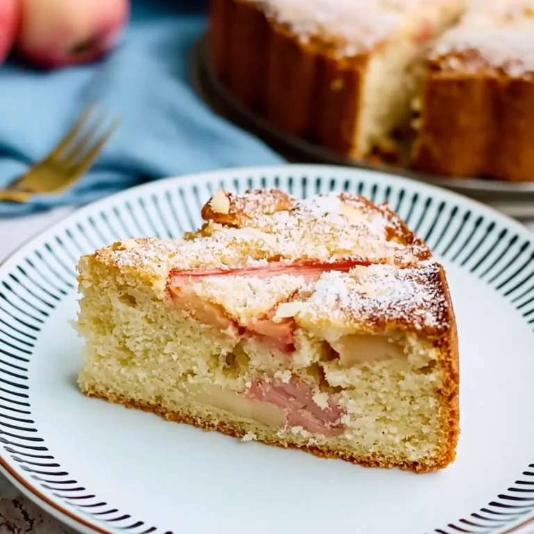 Rhabarberkuchen mit Rührteig