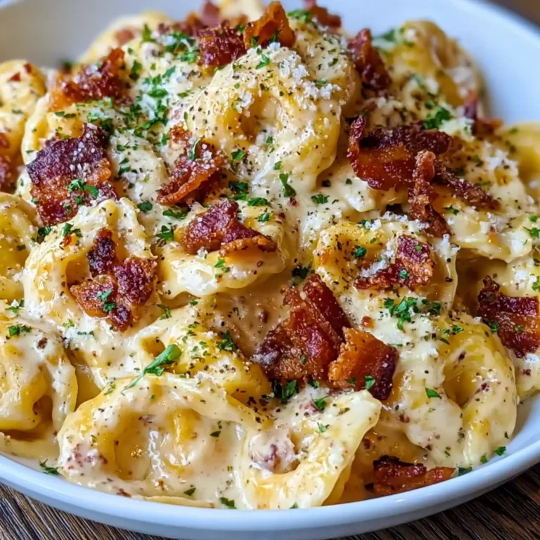 Cremige Tortellini Carbonara aus einem Topf